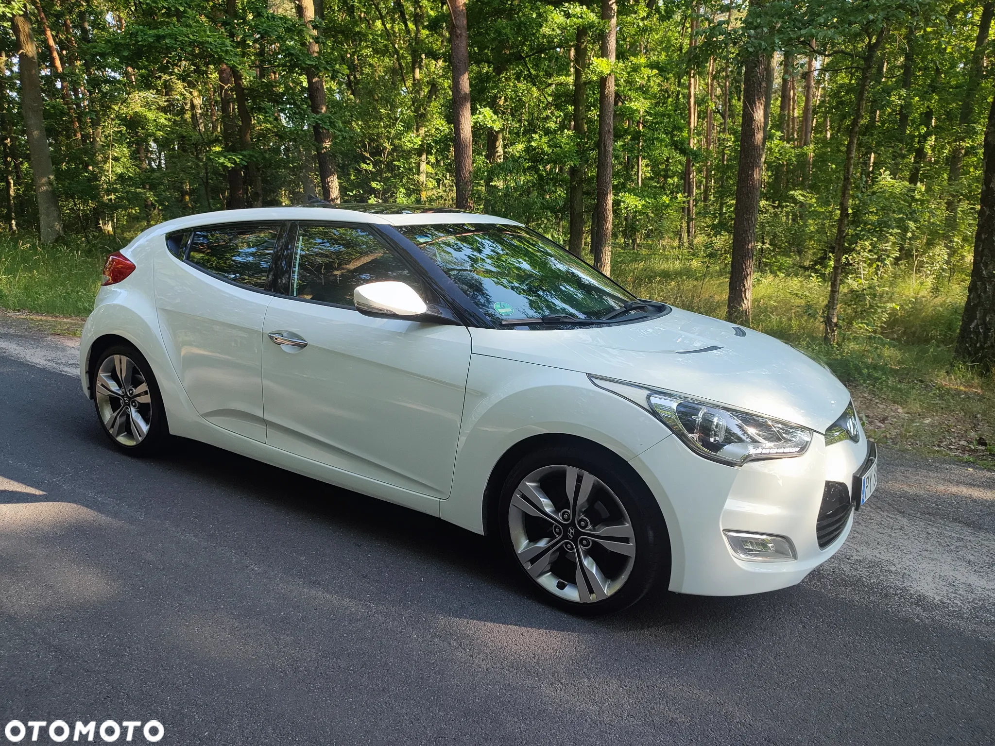 Hyundai Veloster 1.6 GDI Premium - 8