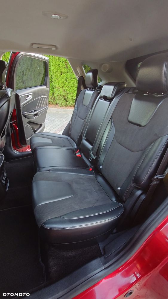 Ford Edge - 8