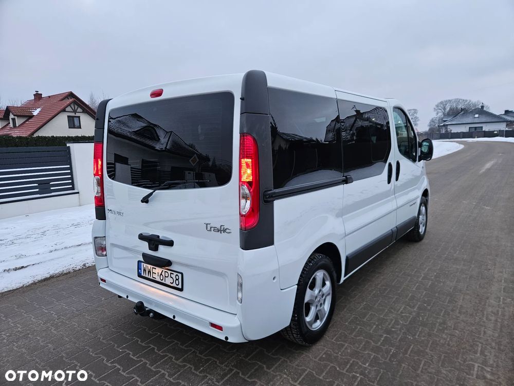 Renault Trafic Passenger Expression - 4