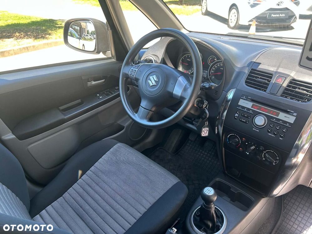 Suzuki SX4 1.6 Comfort - 13