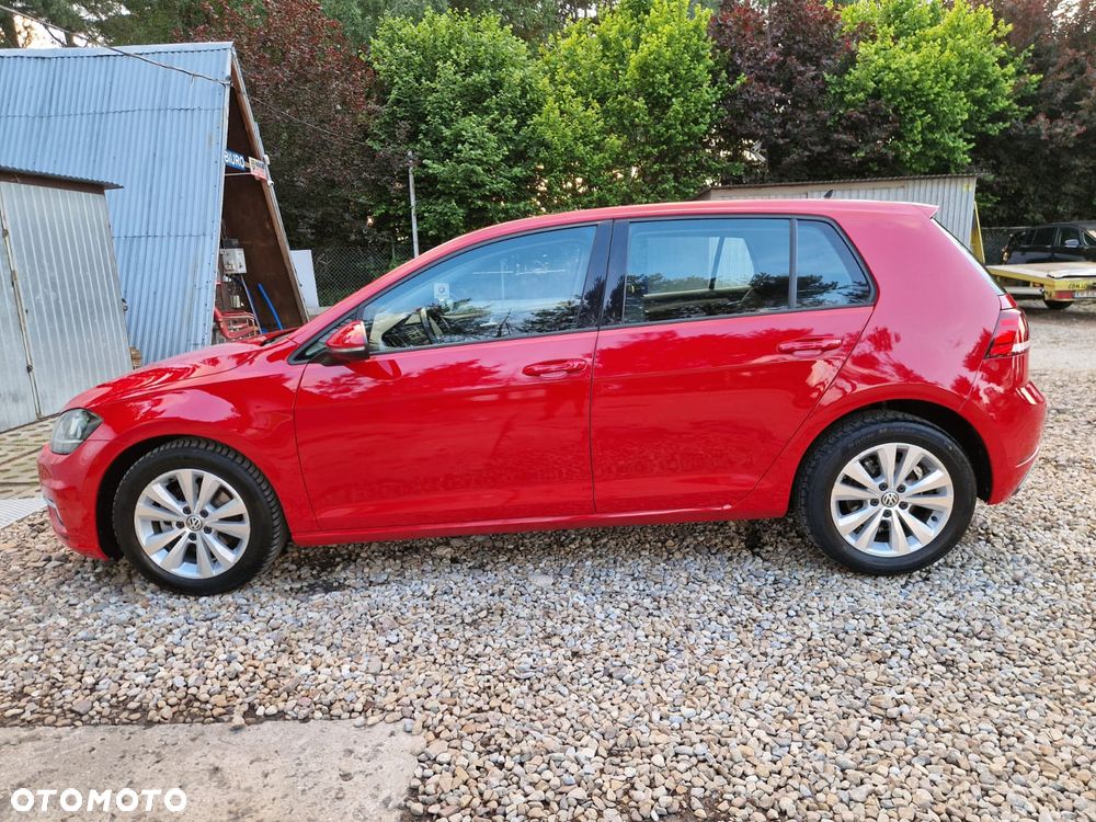 Volkswagen Golf - 2