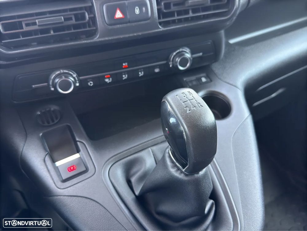 Peugeot Partner BlueHDI 100 Asfalt - 11