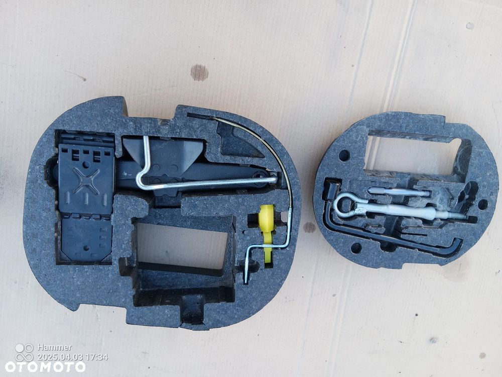 C4 PICASSO I lewarek klucz wkrętka GRAND - 1