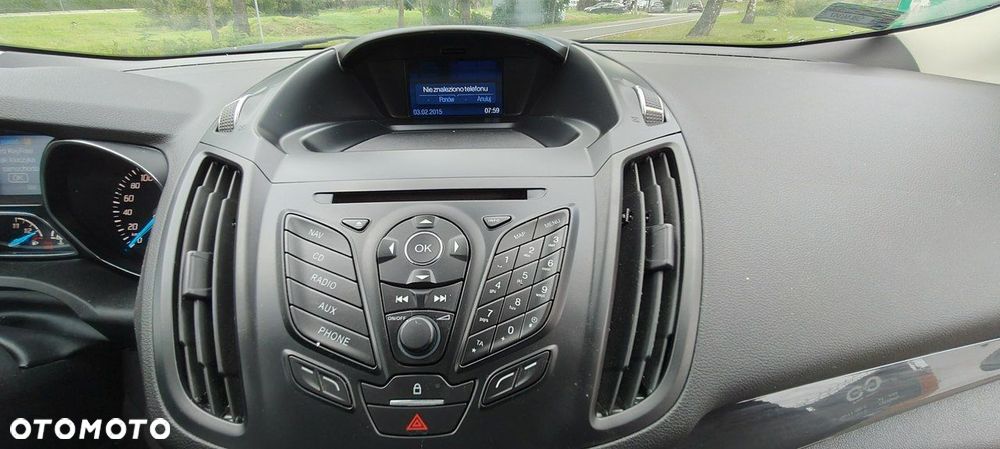 Ford Kuga - 10