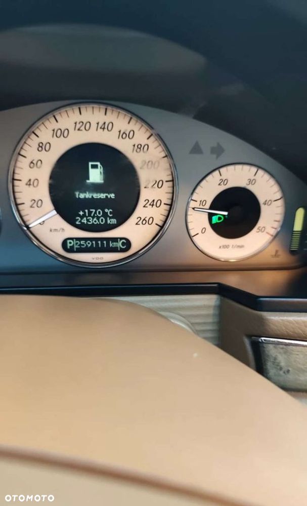 Mercedes-Benz Klasa E - 12