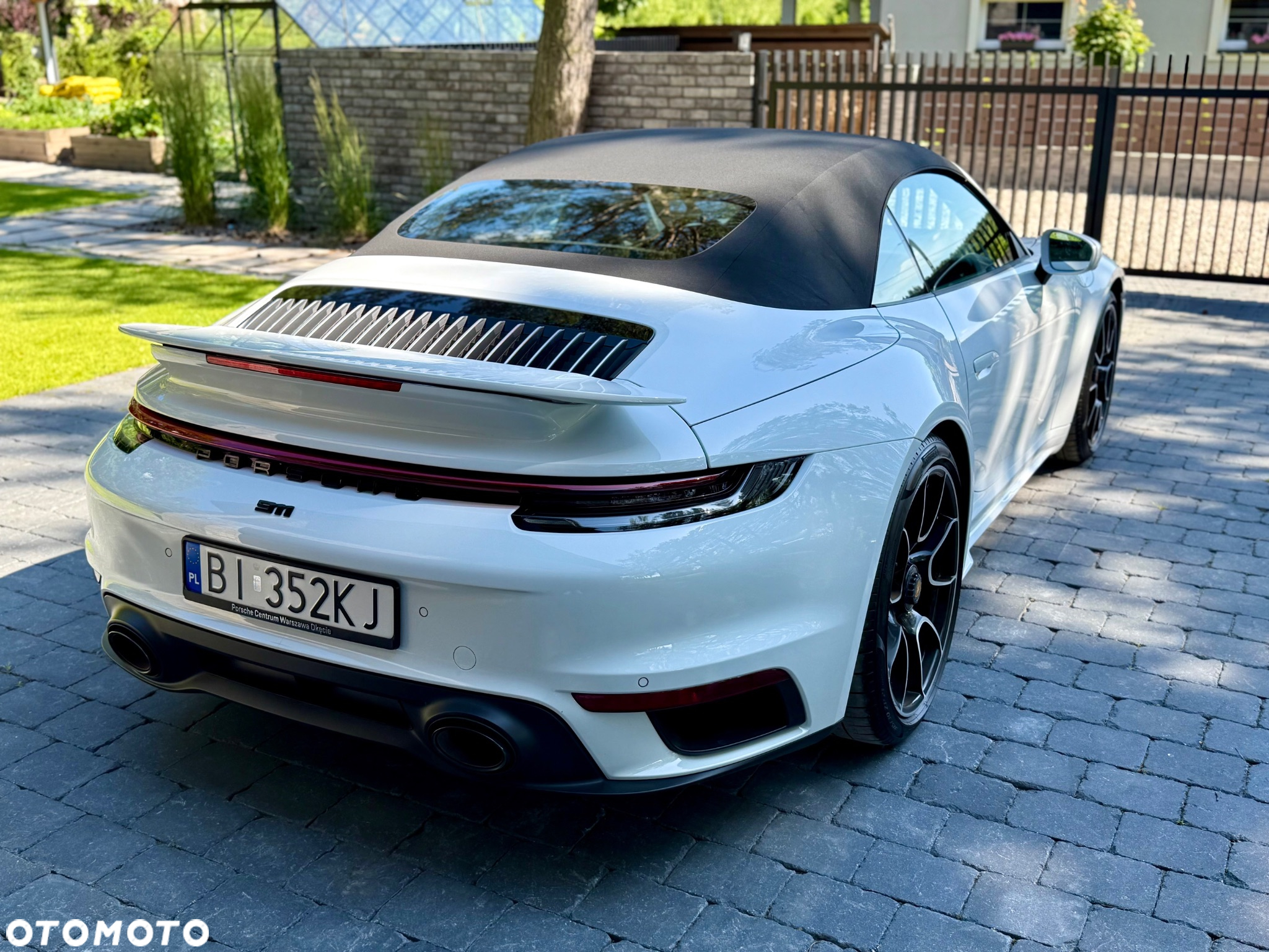 Porsche 911 Carrera Turbo Cabrio - 12