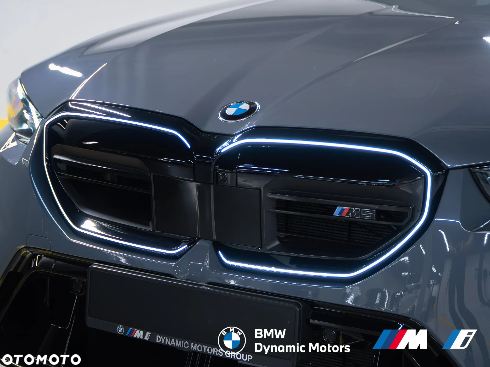 BMW M5 xDrive Touring - 8