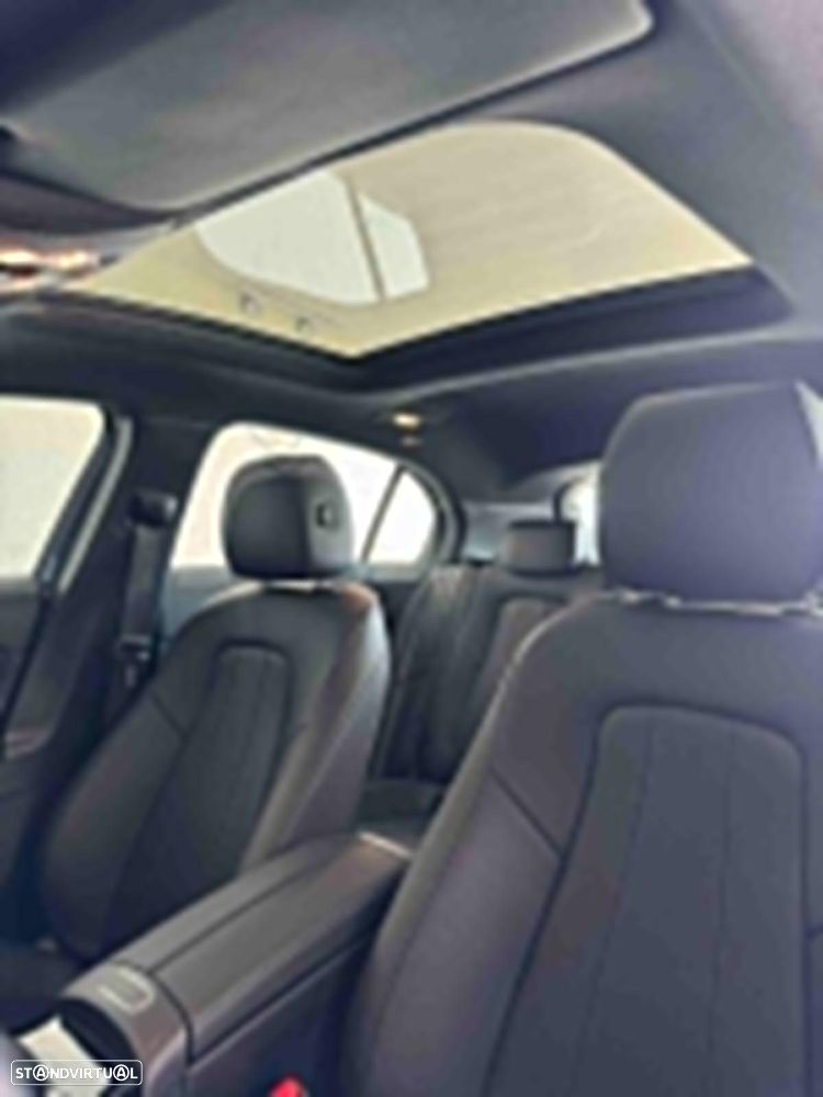 Mercedes-Benz A 180 d 7G-DCT AMG Line - 18