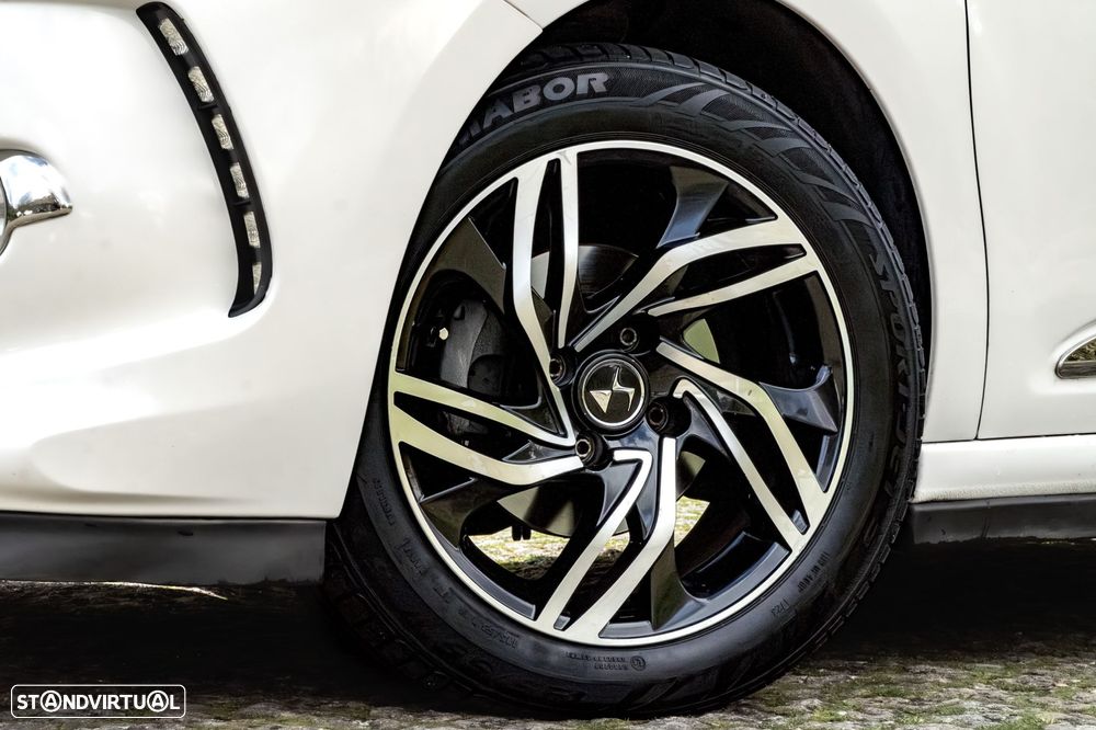 Citroën DS3 1.6 e-HDi So Chic - 8