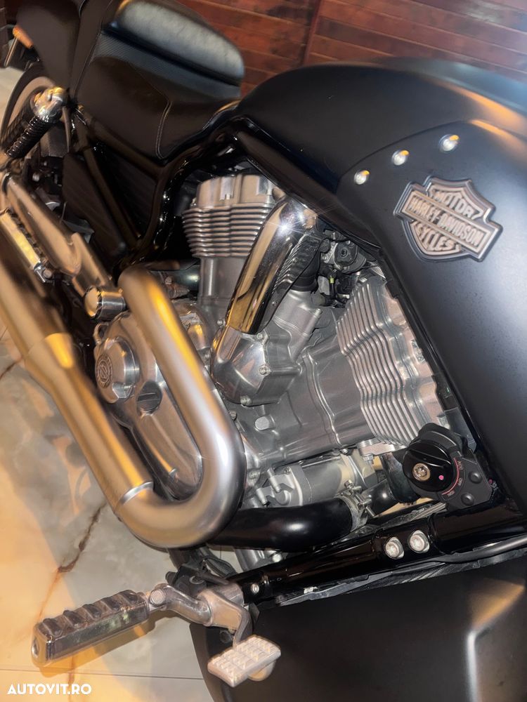 Harley-Davidson V-Rod Muscle - 9