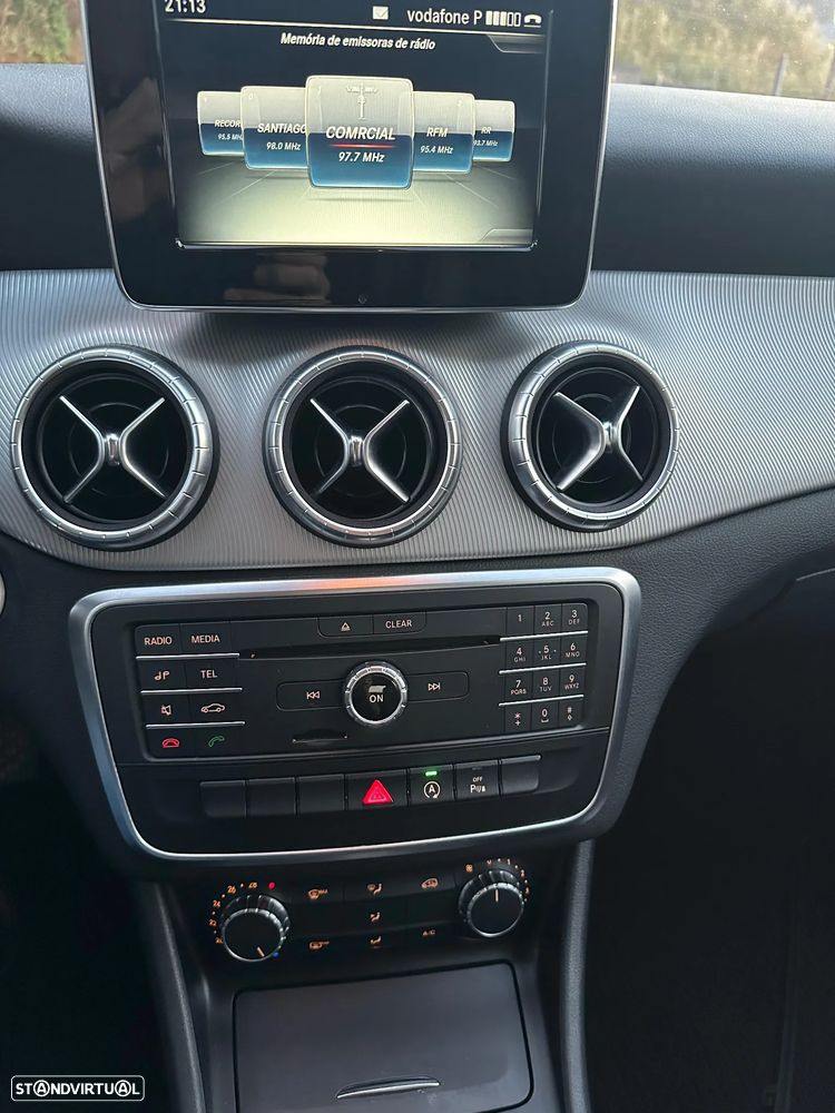 Mercedes-Benz CLA 180 d Urban - 28