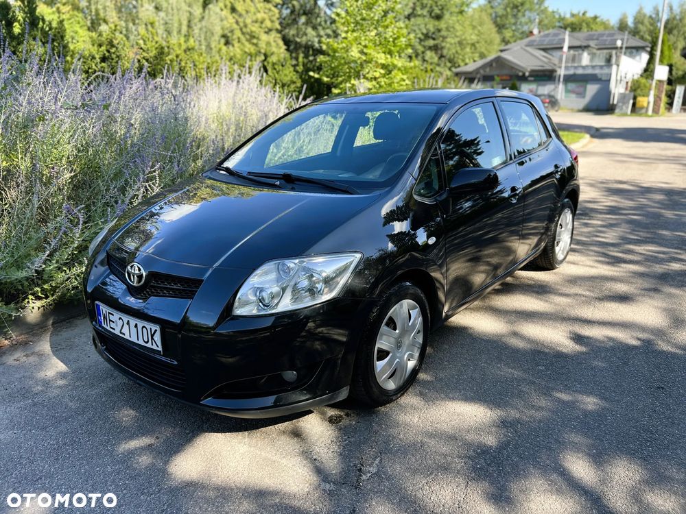 Toyota Auris - 2