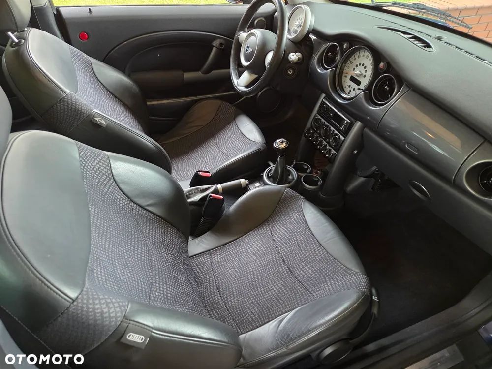 MINI Cooper - 16