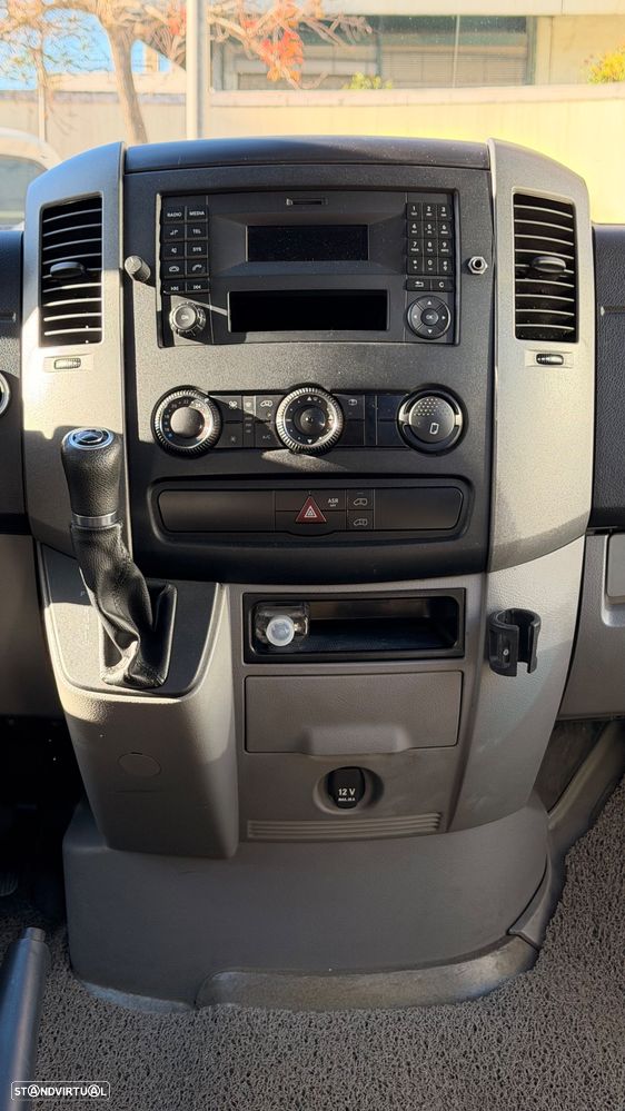 Mercedes-Benz Sprinter - 58