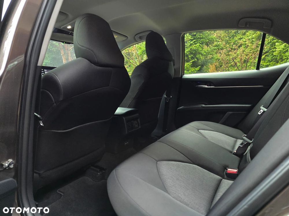 Toyota Camry 2.5 Hybrid Comfort CVT - 31