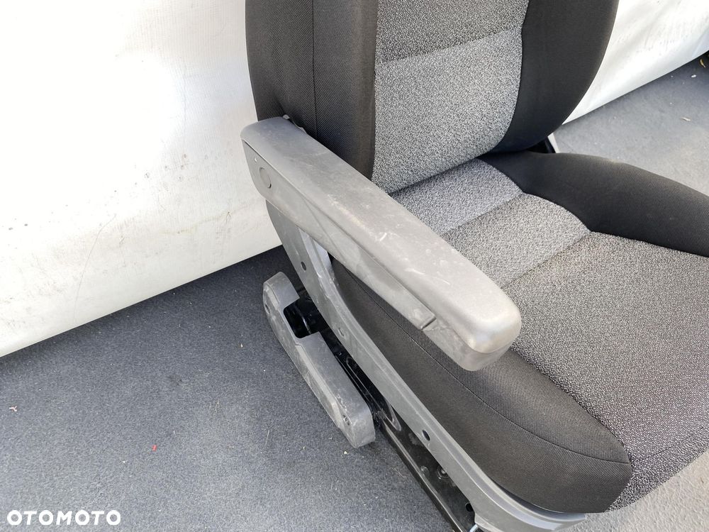 DUCATO BOXER JUMPER 06- FOTEL PRZEDNI KIEROWCY LEWY Z PODŁOKIETNIKIEM - 4