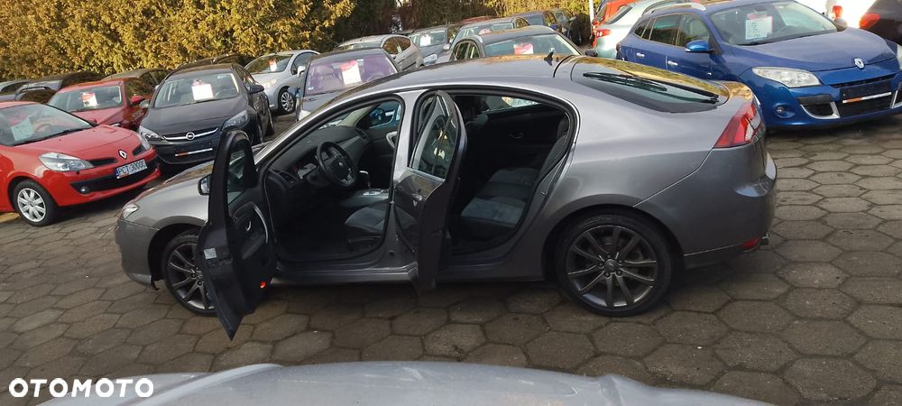 Renault Laguna dCi 110 FAP EDC Bose Edition - 5