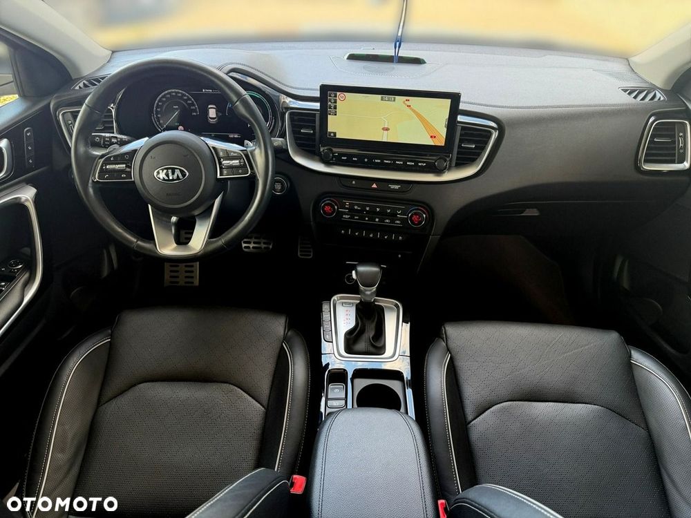 Kia XCeed - 20