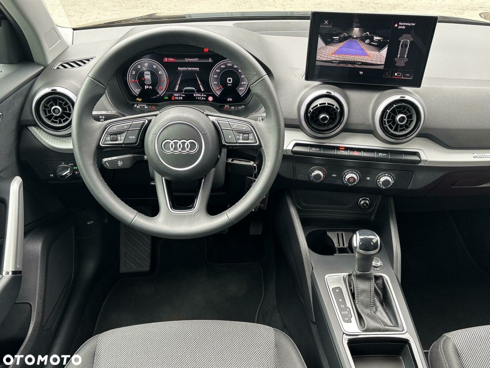 Audi Q2 - 10