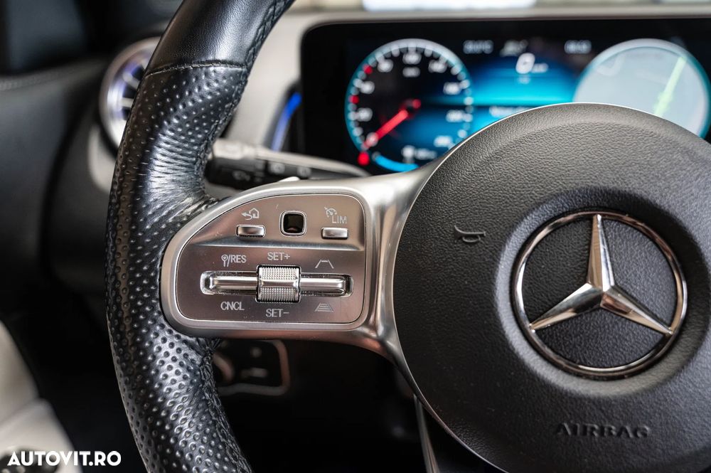 Mercedes-Benz GLB 200 d 4MATIC 8G-DCT AMG Line Advanced Plus - 25