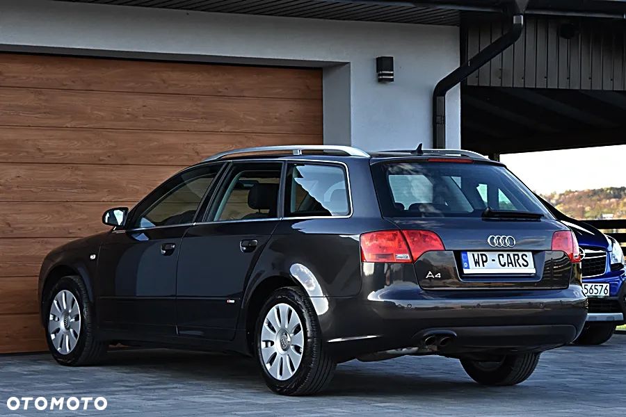 Audi A4 Avant 2.0 TDI - 7