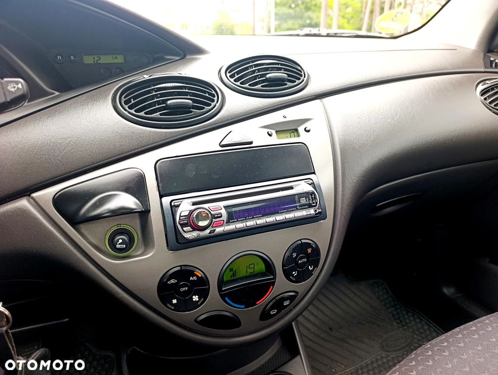Ford Focus TDCi Viva X - 23