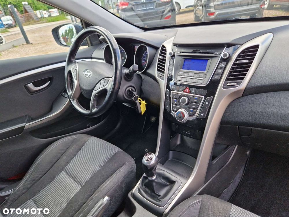 Hyundai i30 1.6 GDI Style - 21