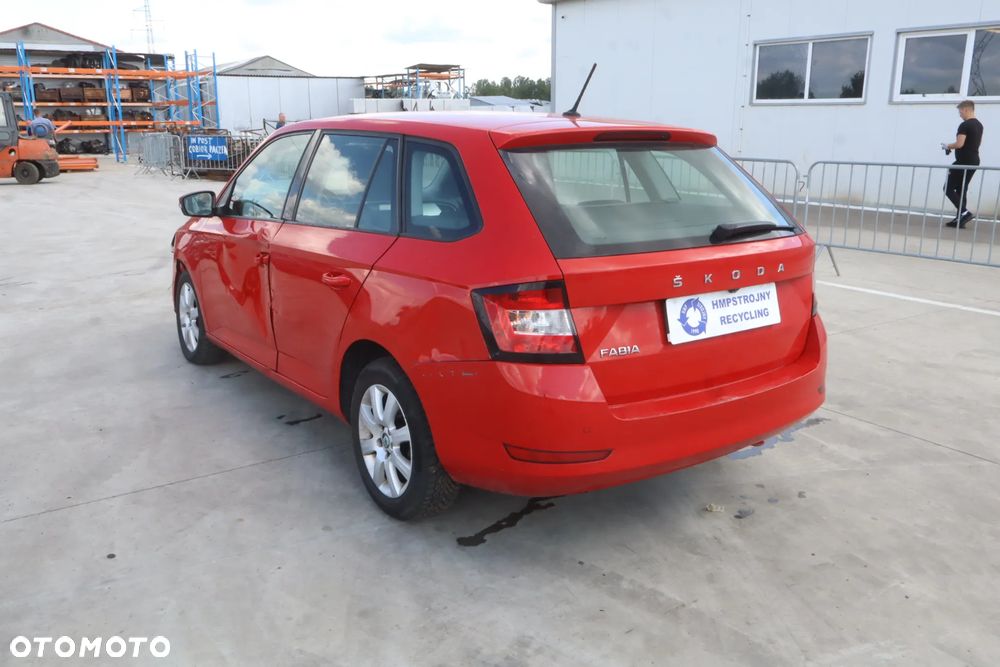 Skoda Fabia 1.0 TSI Style - 6