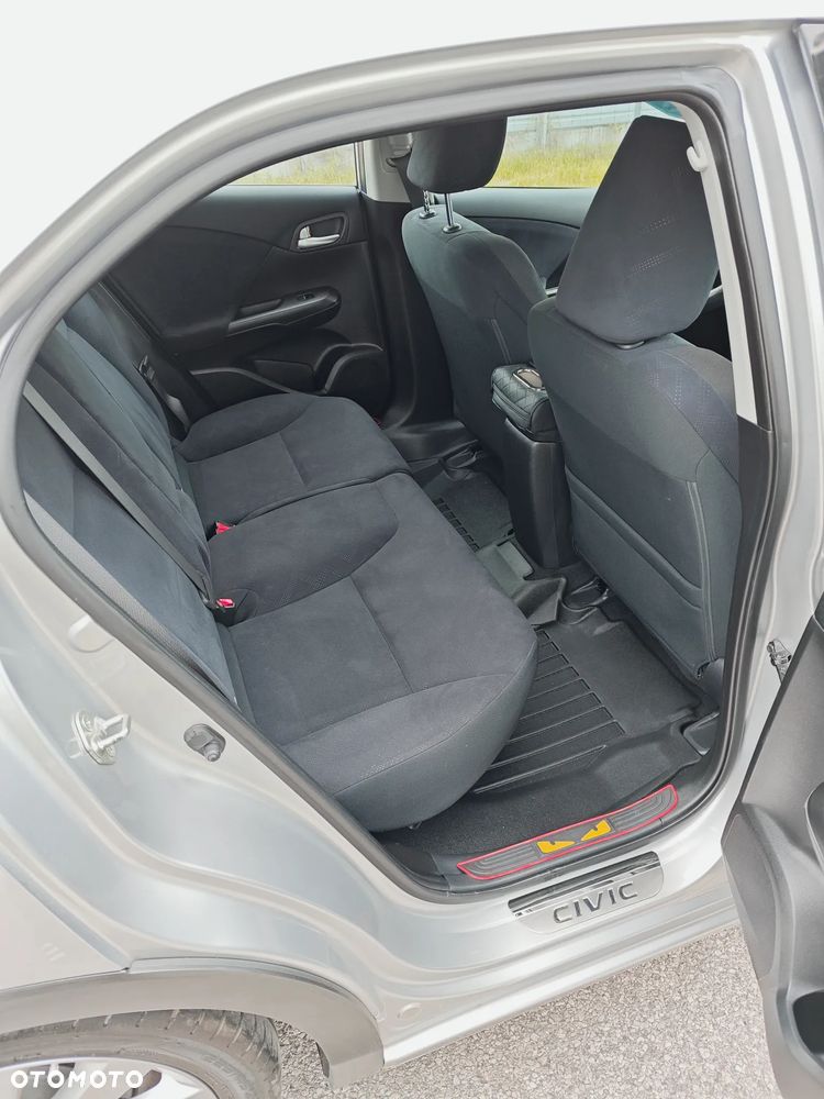 Honda Civic 1.8 i-VTEC Sport - 34
