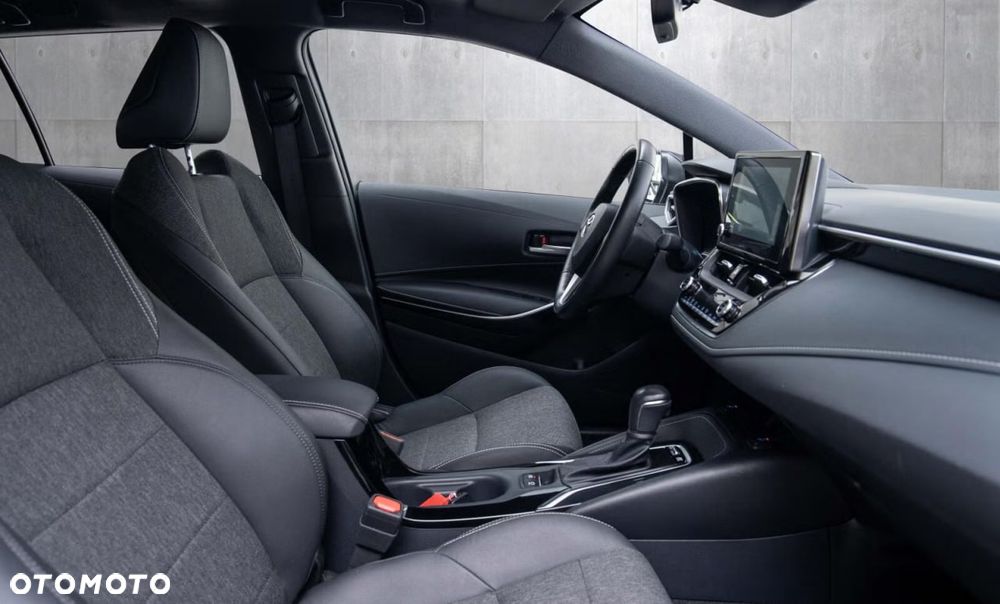 Toyota Corolla 1.8 Hybrid Active - 9