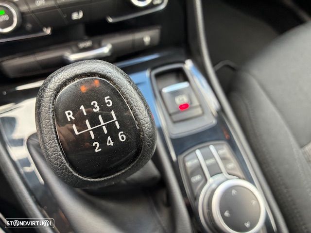 BMW 216 Active Tourer d Advantage - 27