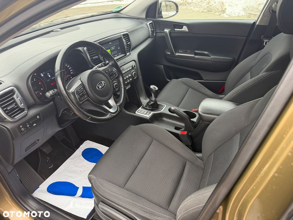 Kia Sportage 2,0 CRDI 2WD ISG Spirit - 18