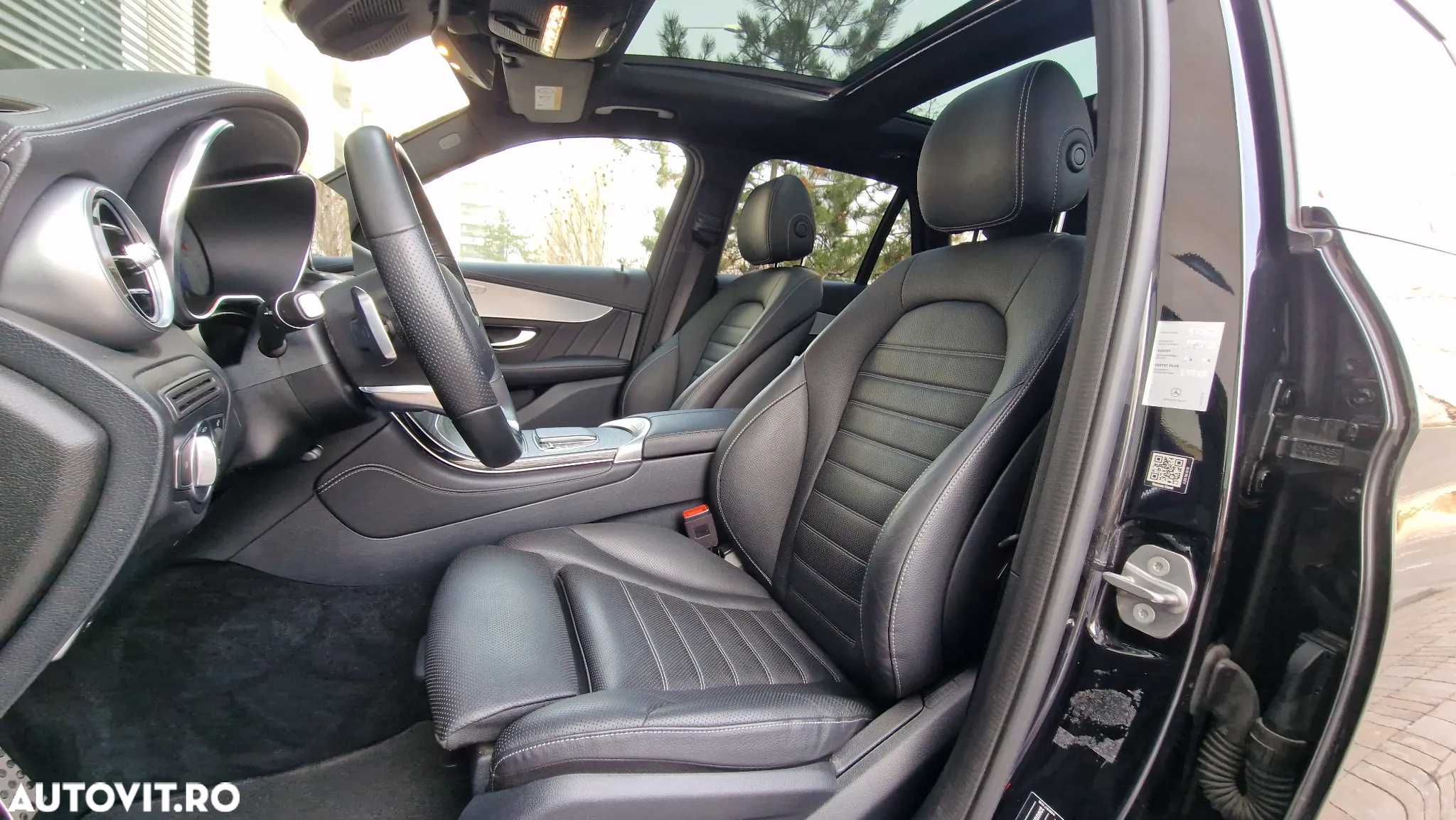 Mercedes-Benz GLC 300 d 4Matic 9G-TRONIC AMG Line Plus - 14