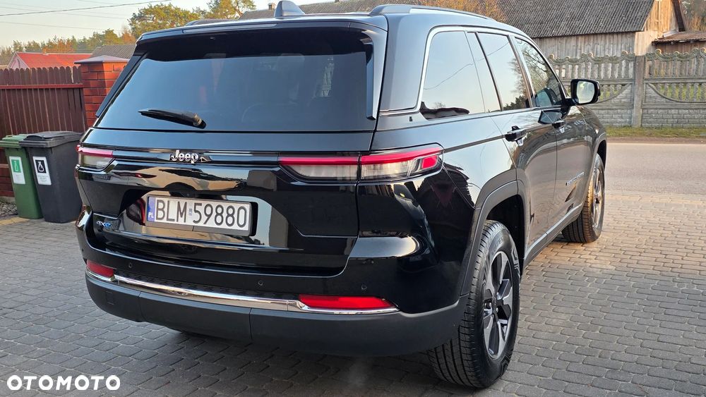 Jeep Grand Cherokee - 9