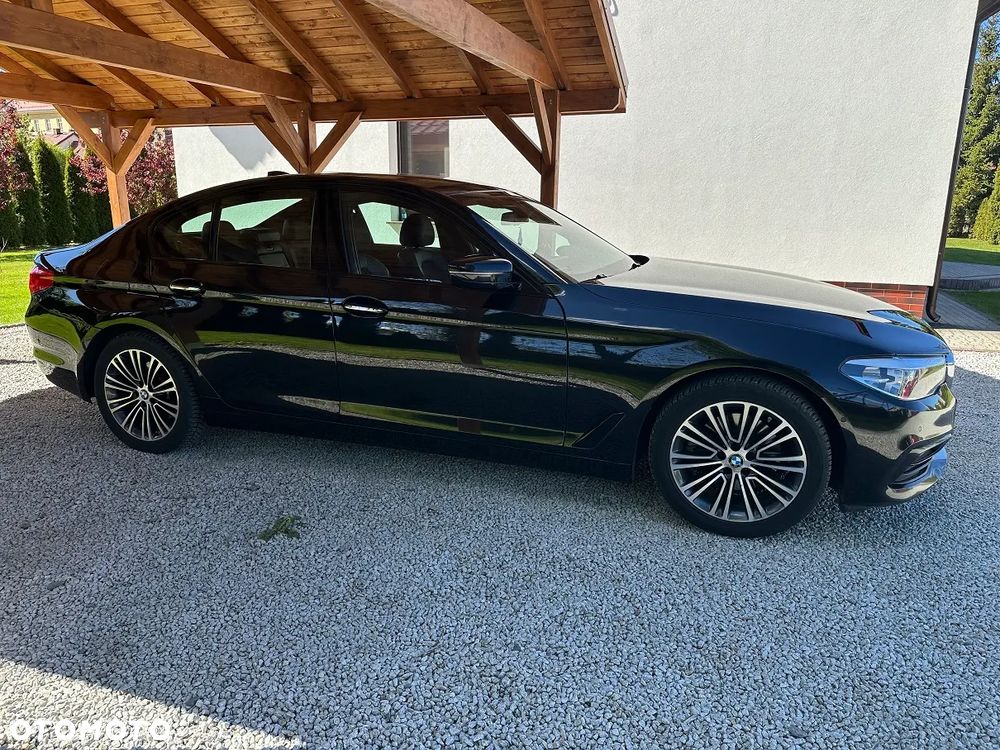 BMW Seria 5 520d Sport Line - 12