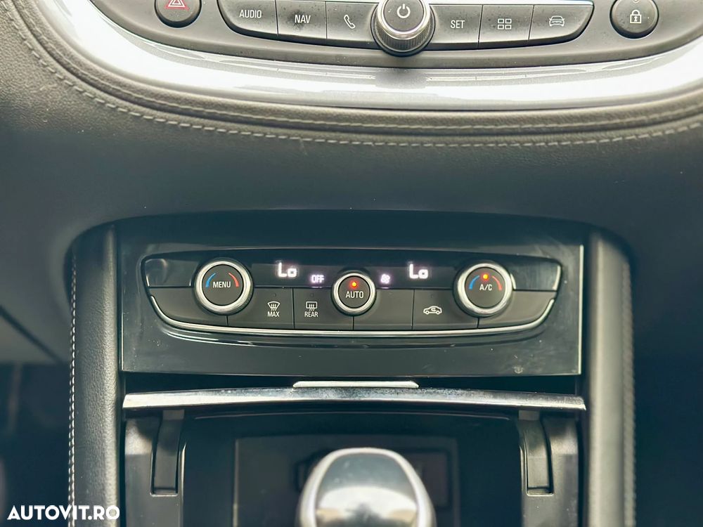 Opel Grandland - 17