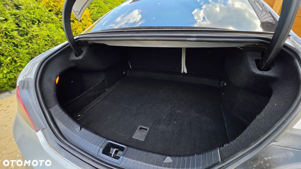 Mercedes-Benz CLA 200 d 7G-DCT AMG Line - 8