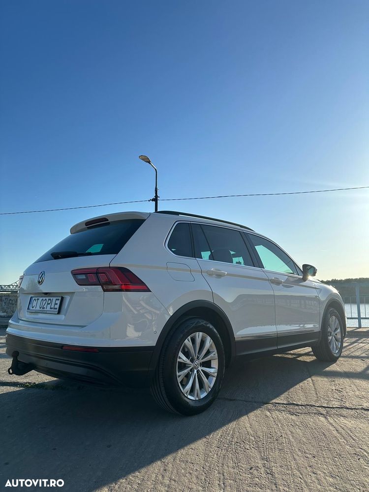 Volkswagen Tiguan 2.0 TDI SCR DSG Comfortline - 4