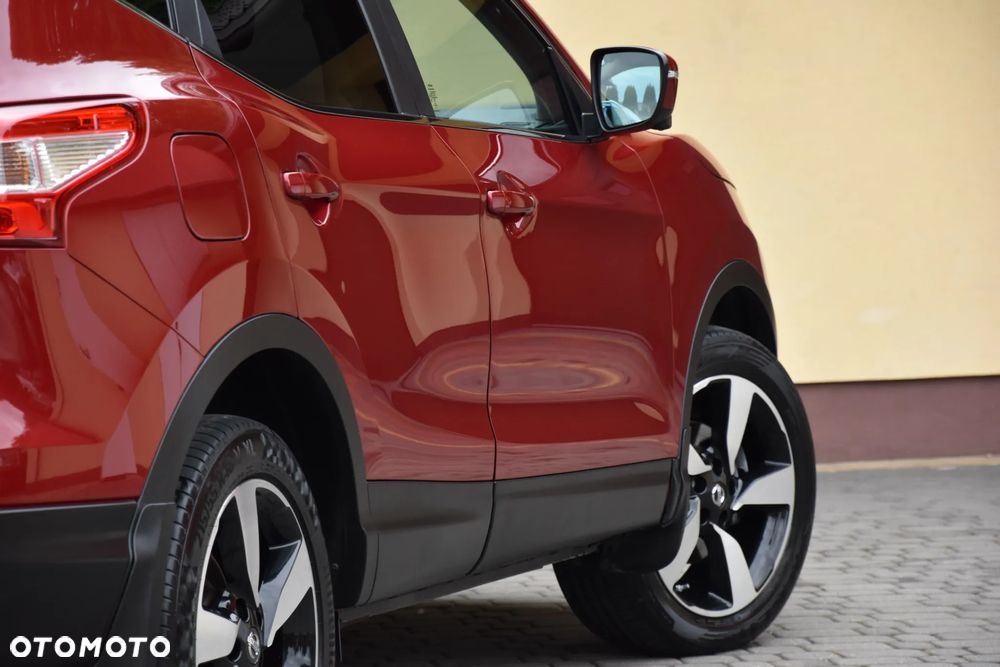 Nissan Qashqai 1.6 DIG-T N-Connecta - 7
