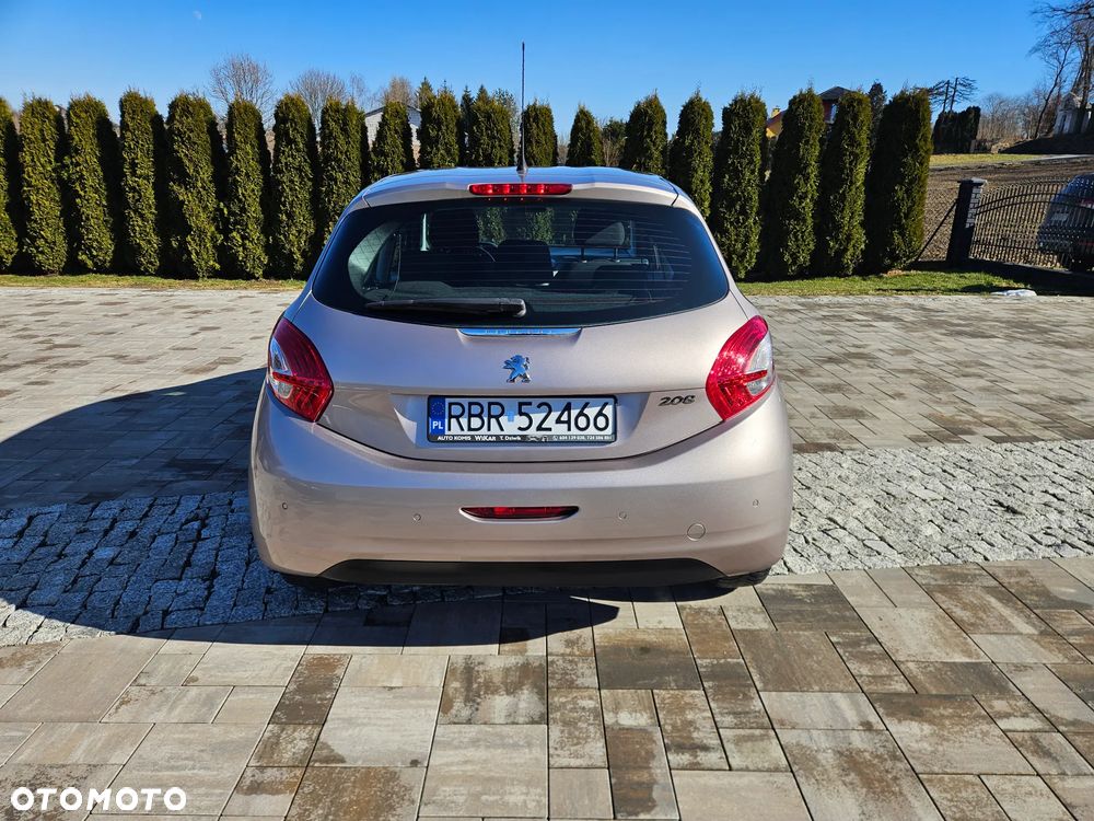 Peugeot 208 82 PureTech Style - 5