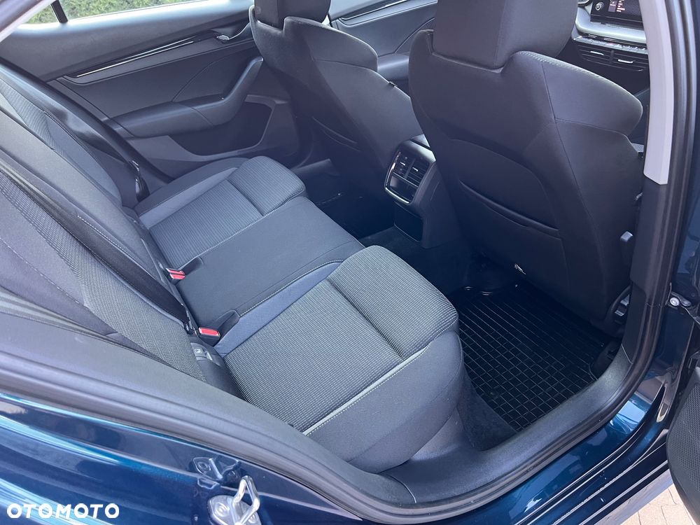 Skoda Octavia 2.0 TDI Ambition - 9