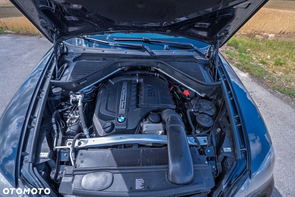 BMW X5 xDrive35i - 7