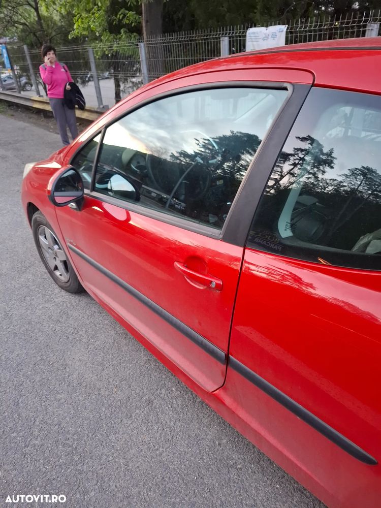 Peugeot 207 - 2