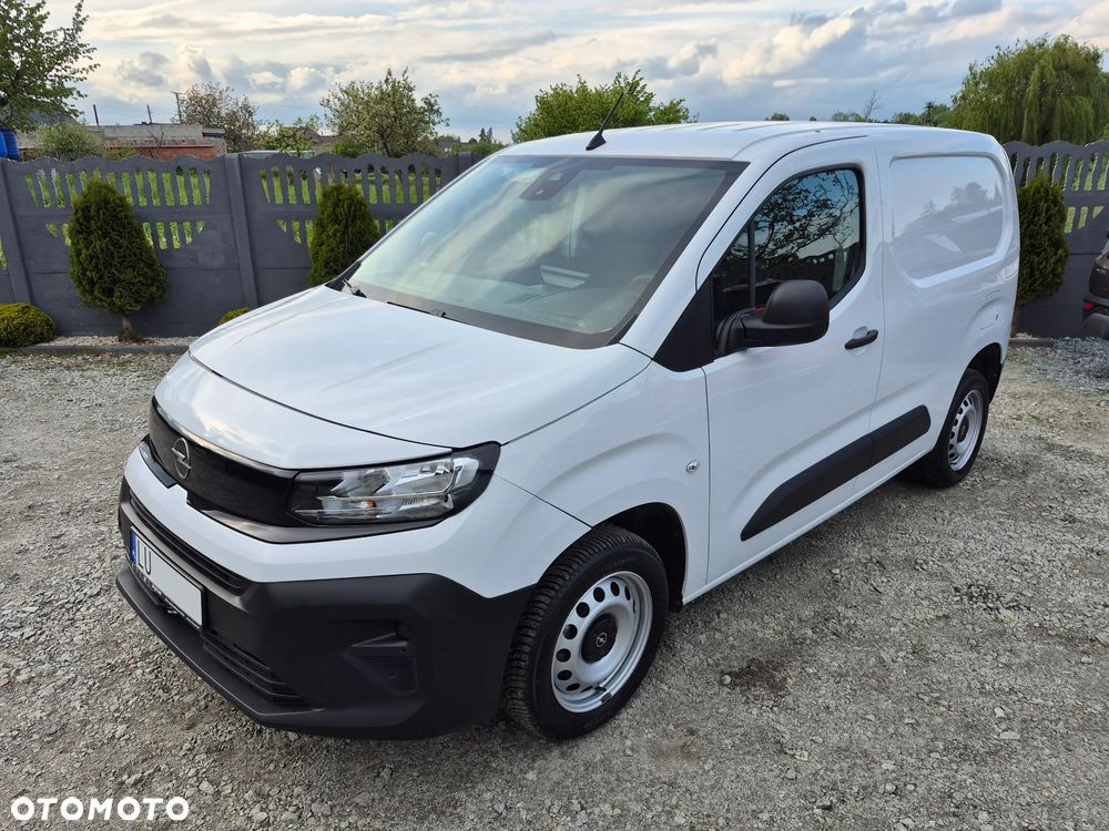 Opel COMBO - 22