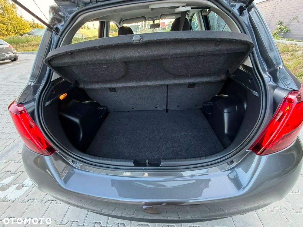 Toyota Yaris 1.33 Premium - 34