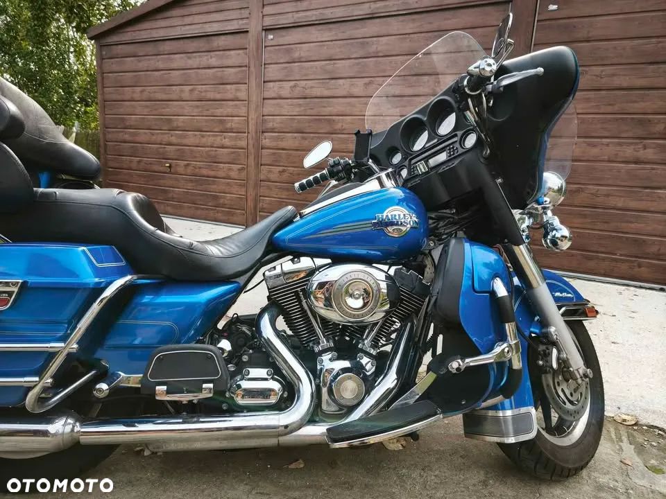 Harley-Davidson FLHTCU Ultra - 5