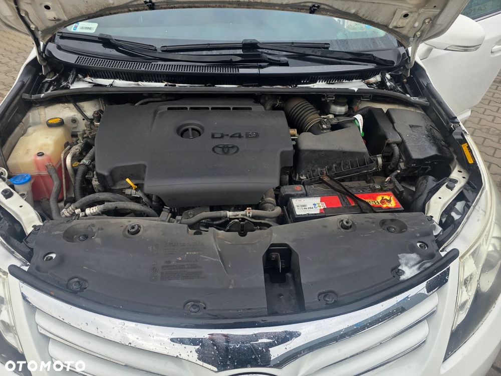 Toyota Avensis 2.0 D-4D Sol - 7