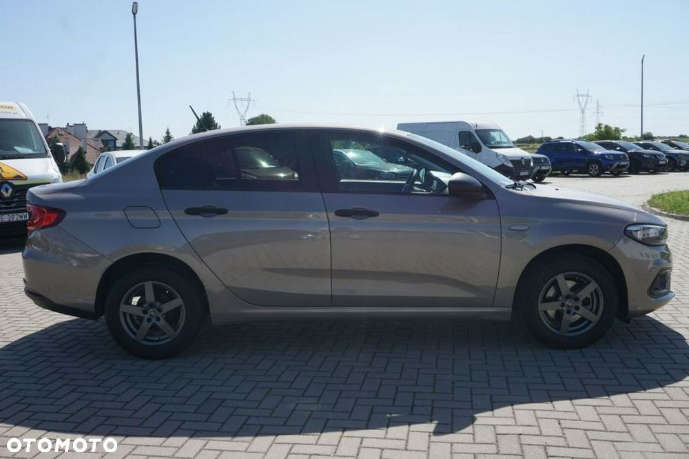 Fiat Tipo 1.0 T3 - 4
