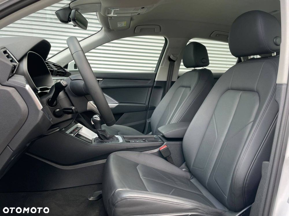 Audi Q3 Sportback - 29