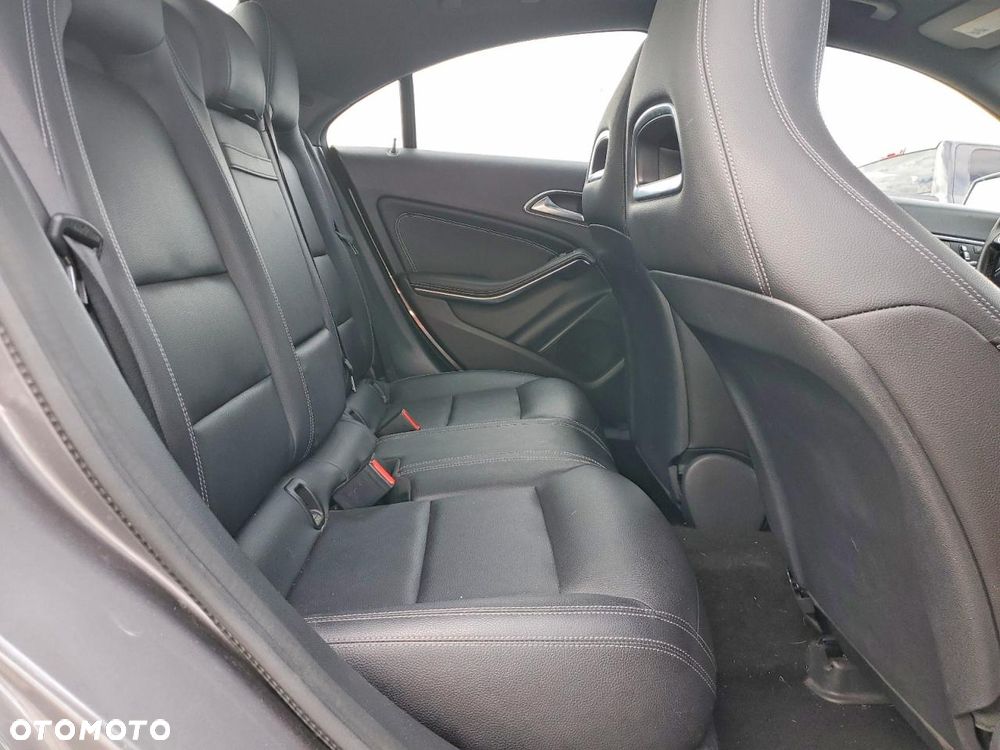 Mercedes-Benz CLA 250 4-Matic Sport - 11